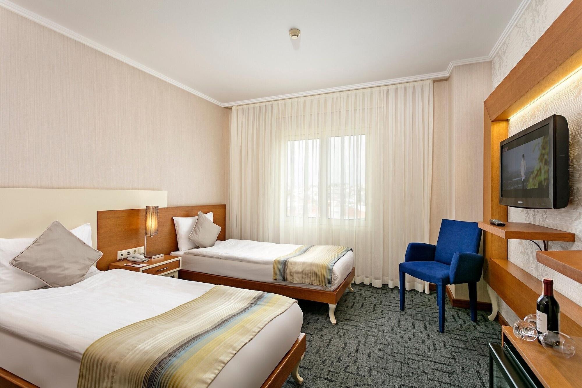 Sisus Hotel Çeşme מראה חיצוני תמונה