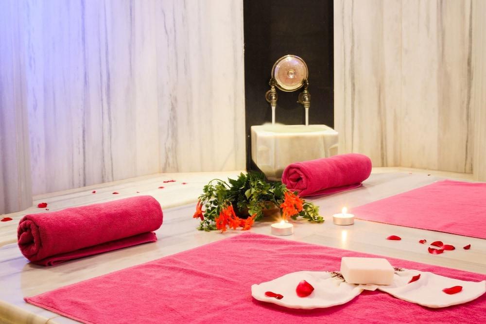 Sisus Hotel Çeşme מראה חיצוני תמונה