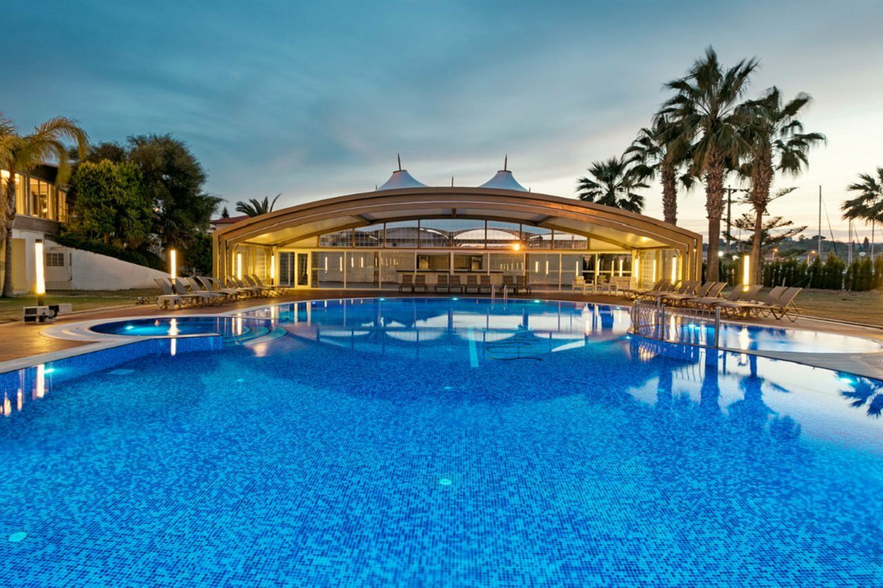 Sisus Hotel Çeşme מראה חיצוני תמונה