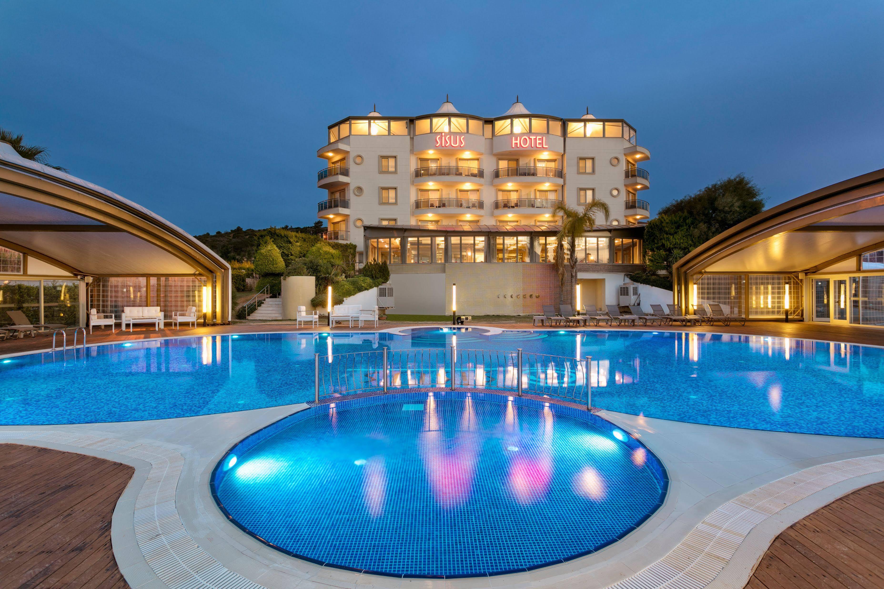 Sisus Hotel Çeşme מראה חיצוני תמונה