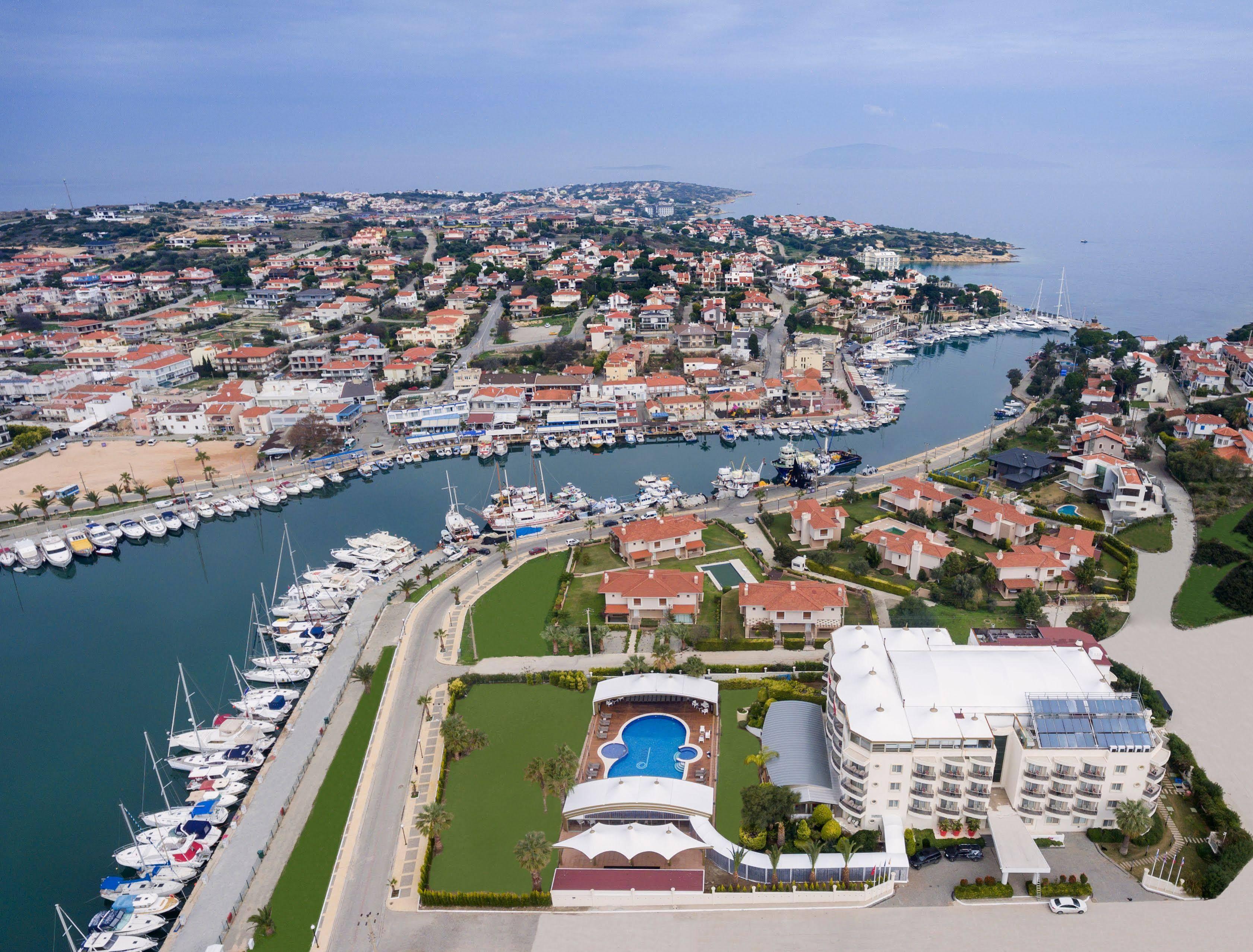 Sisus Hotel Çeşme מראה חיצוני תמונה